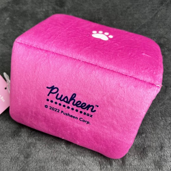 Pusheen Cat Plush Toy Handheld Video Game for Kitties Pink Soft Box Exclusive NW - Picture 5 of 6